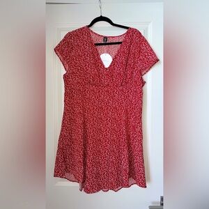 Women/Junior Dress